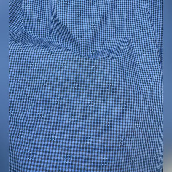Calvin Klein Short Sleeve Button Down Shirt With Hidden Buttons Size Large - Picture 3 of 6